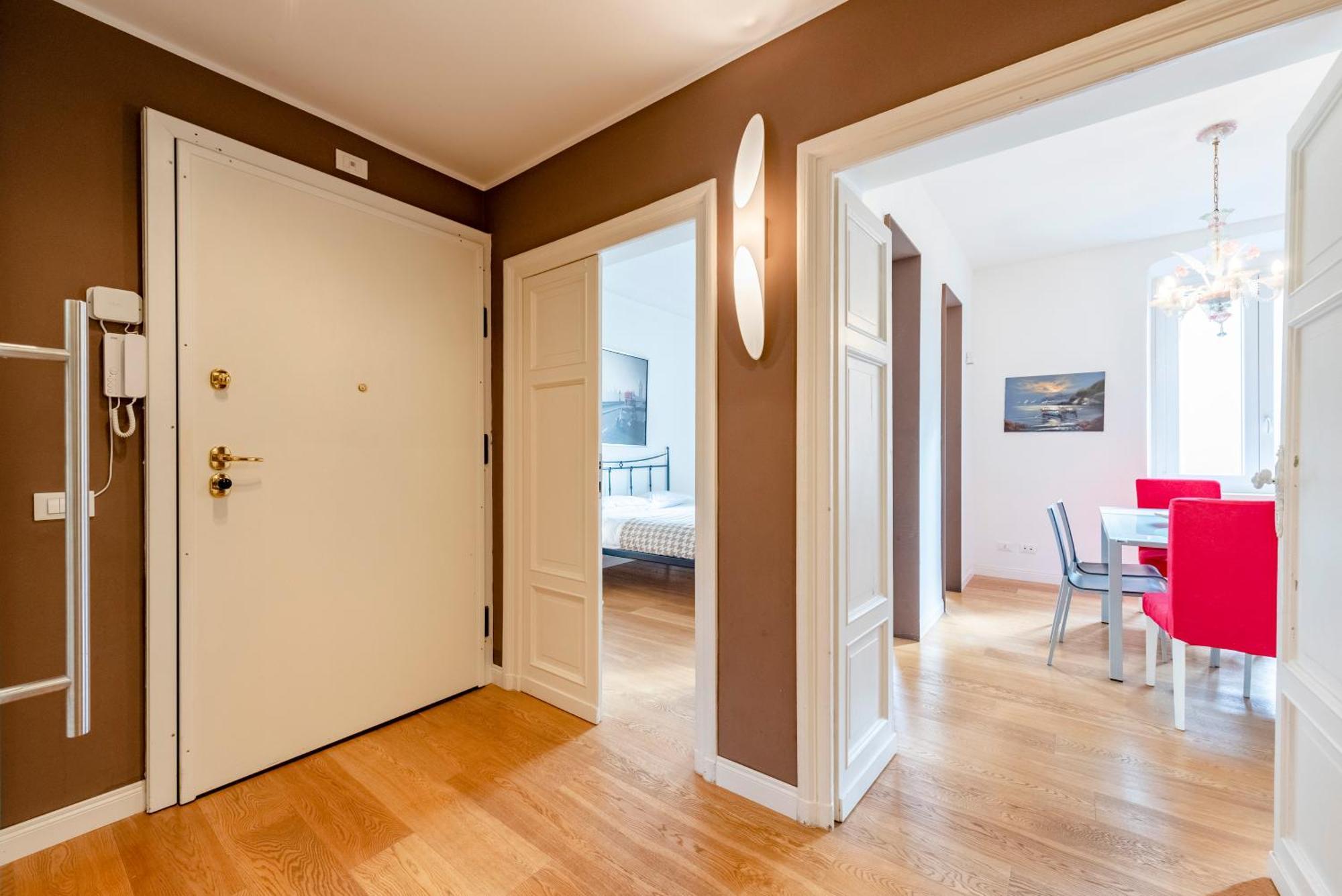 Joivy Family Friendly Apt For 6, Near Royal Palace Museum جنوة المظهر الخارجي الصورة