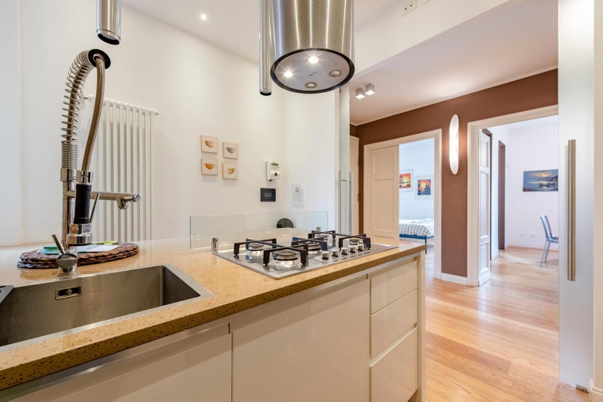 Joivy Family Friendly Apt For 6, Near Royal Palace Museum جنوة المظهر الخارجي الصورة